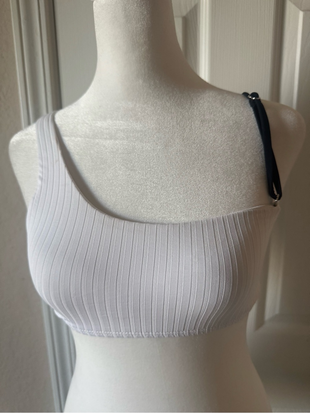 Topshop White Ribbed Contrast Shoulder Bikini Top Size 2